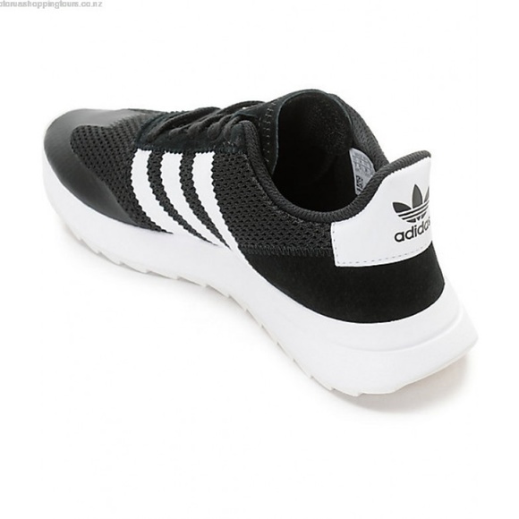 NEW Women's adidas Flashback  Athletic Shoes - Picture 3 of 8